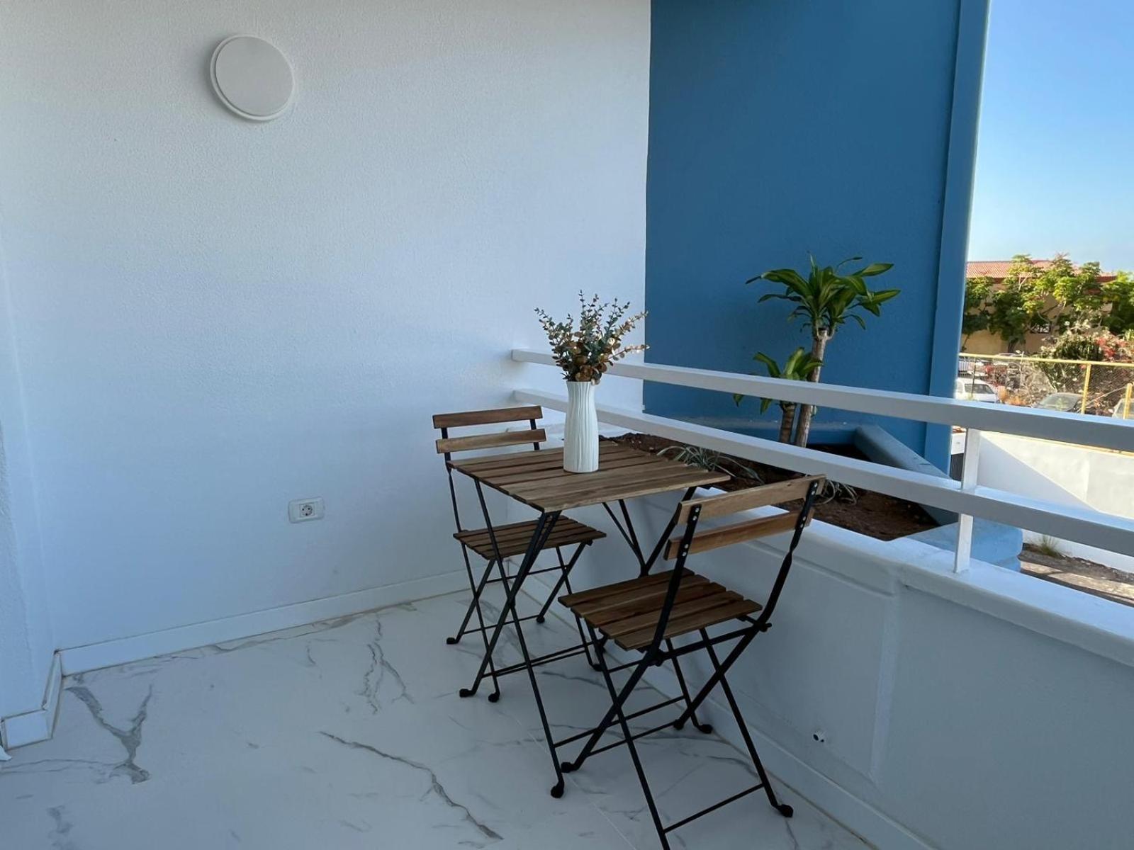Апартаменти Beautiful And Modern Loft Сан-Мігель-де-Абона Екстер'єр фото