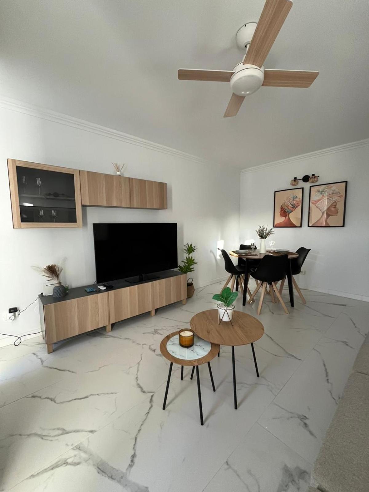 Апартаменти Beautiful And Modern Loft Сан-Мігель-де-Абона Екстер'єр фото