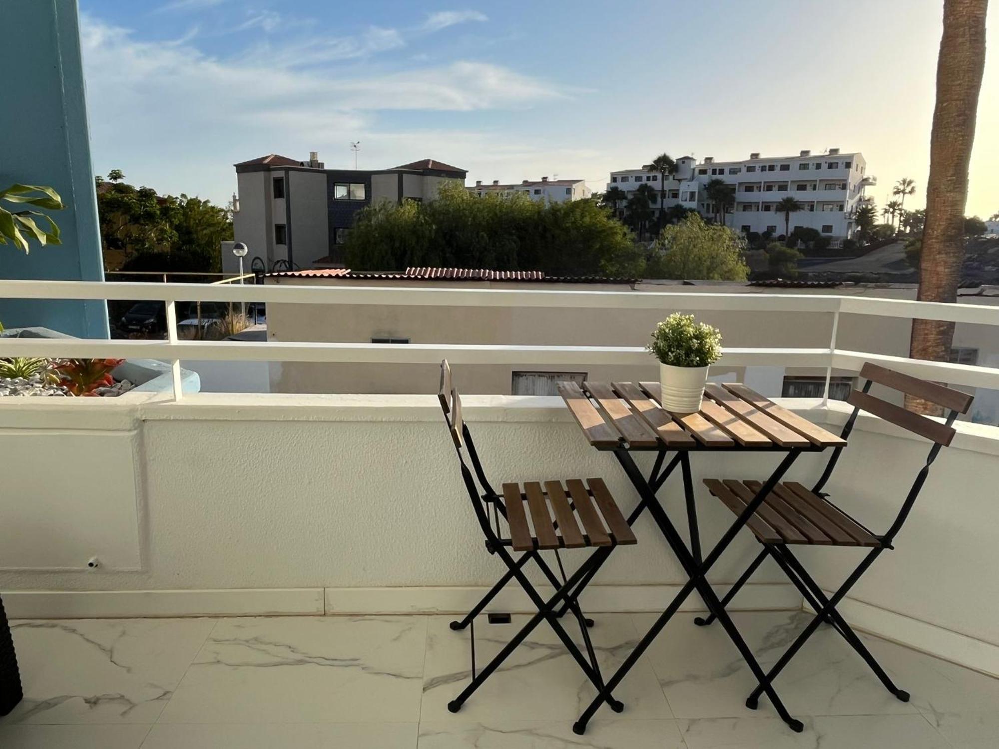 Апартаменти Beautiful And Modern Loft Сан-Мігель-де-Абона Екстер'єр фото